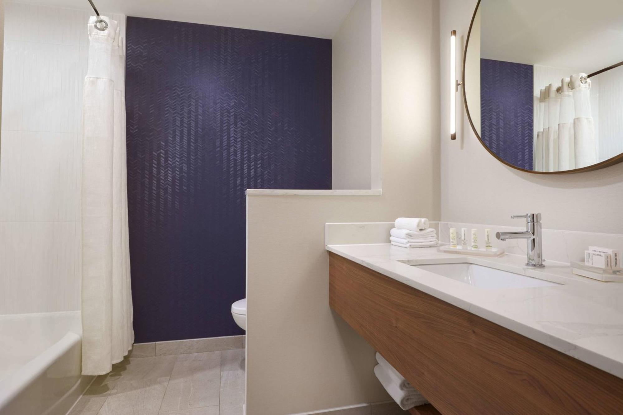 Fairfield By Marriott Inn & Suites Orillia Exterior photo